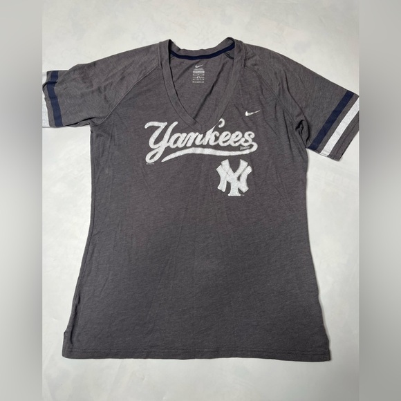 MLB New York Yankees Women’s Nike Tee - Picture 1 of 4